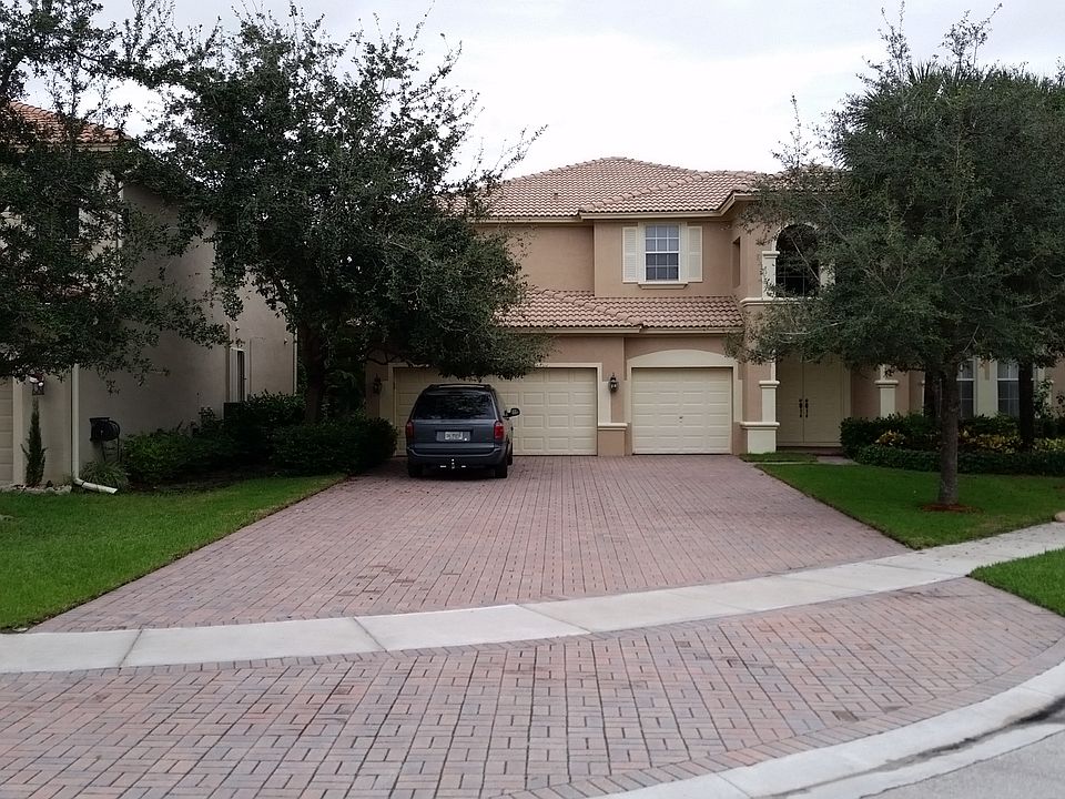 9 cars driveway