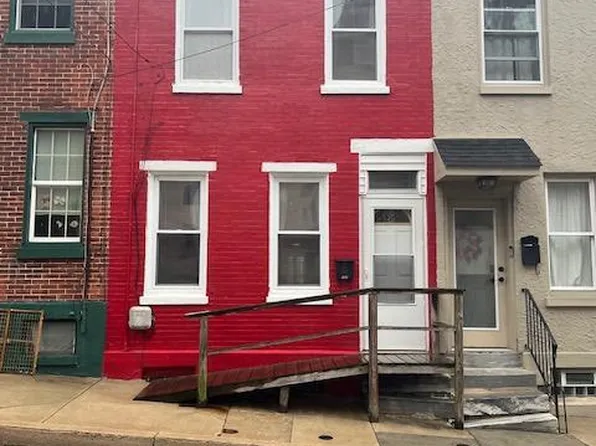 107 Kingsley St, Philadelphia, PA 19127