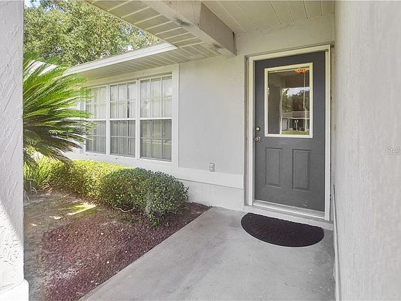 3rd image of 2784 Staten Dr