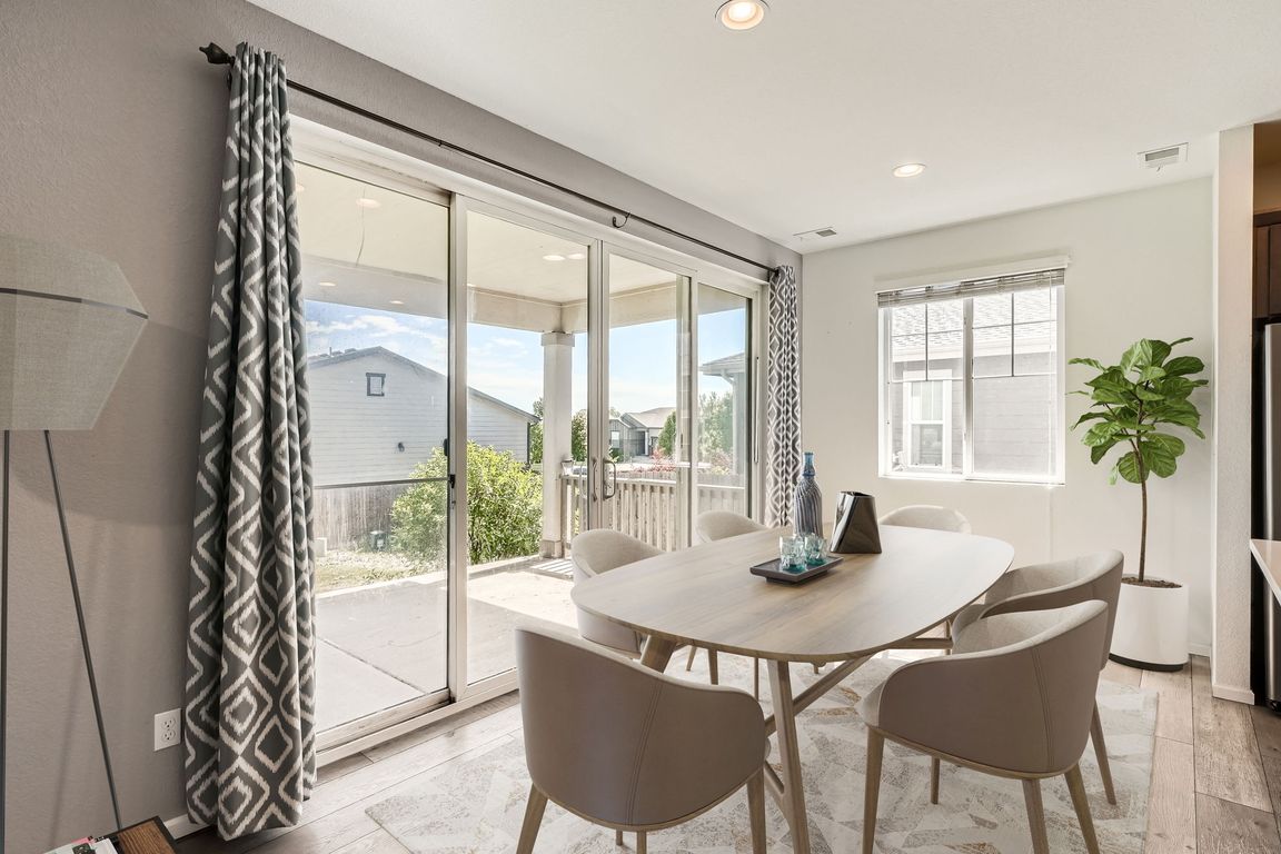 22255 E Mansfield Pl - MLS Sized - 040 - 16 Dining Room VS