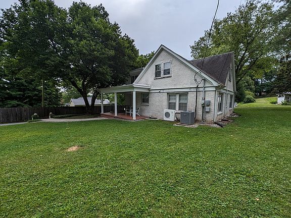 4th image of 410 W Church St