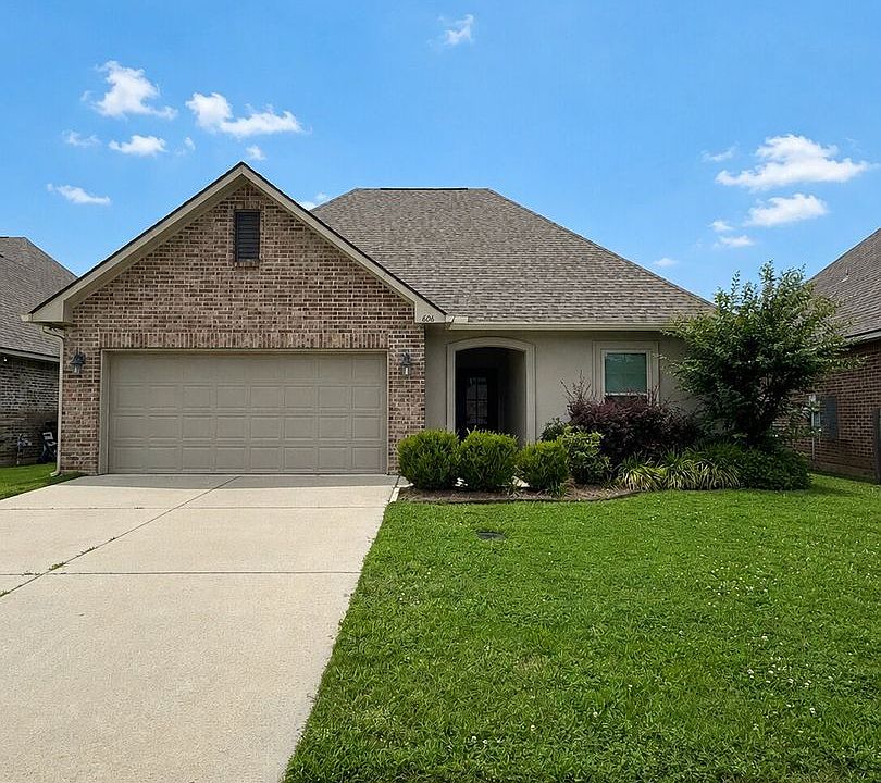 1st image of 606 Acacia Dr