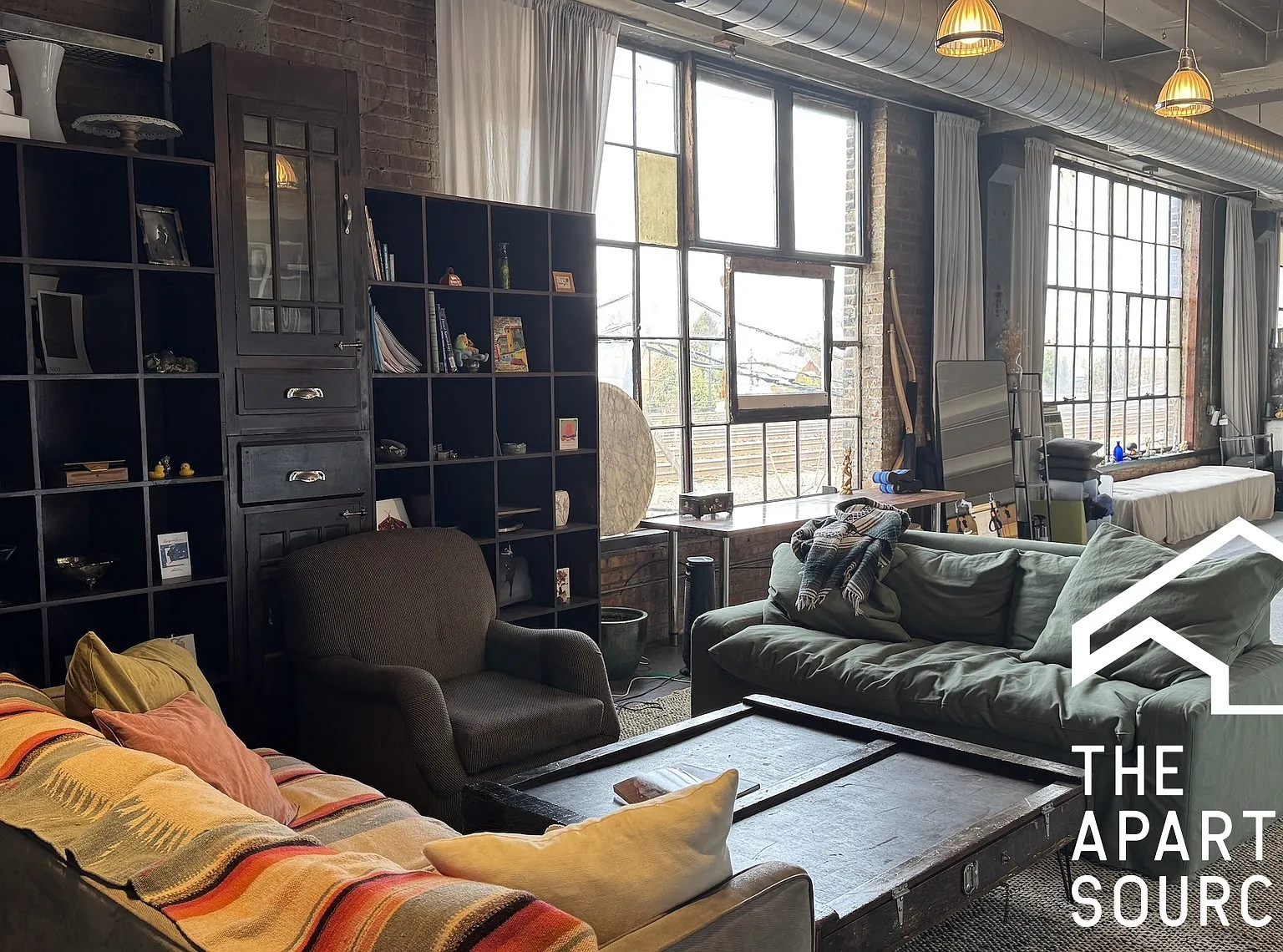 1 bed, 2500 sqft, $2,995 — Photo 3