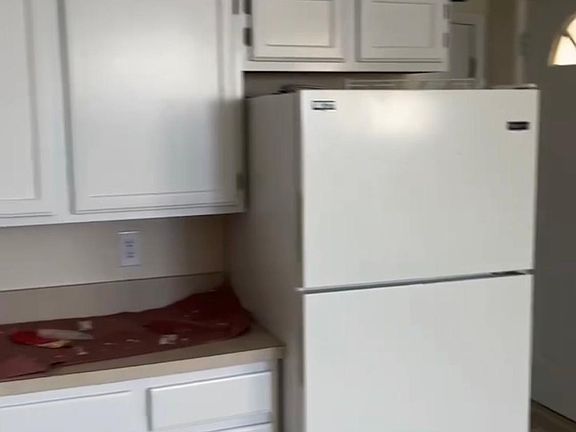 3rd image of 344 Crown Ave #1
