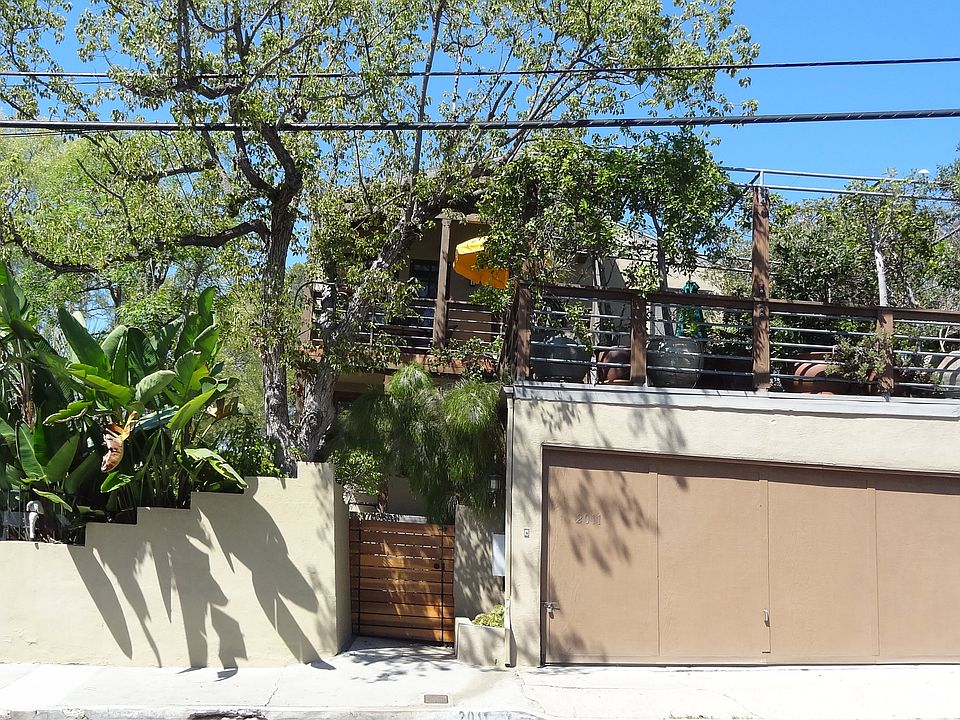 1st image of 2011 Cerro Gordo St