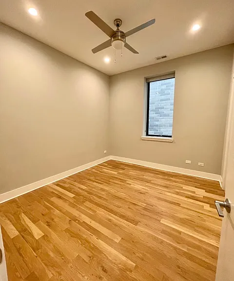 4555 N Ravenswood Ave #303 — Photo 11