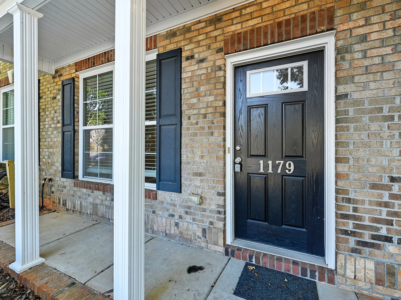 1179 Kelso Ln — Photo 3