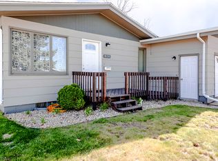 916 Dell Ave, Dickinson, ND 58601