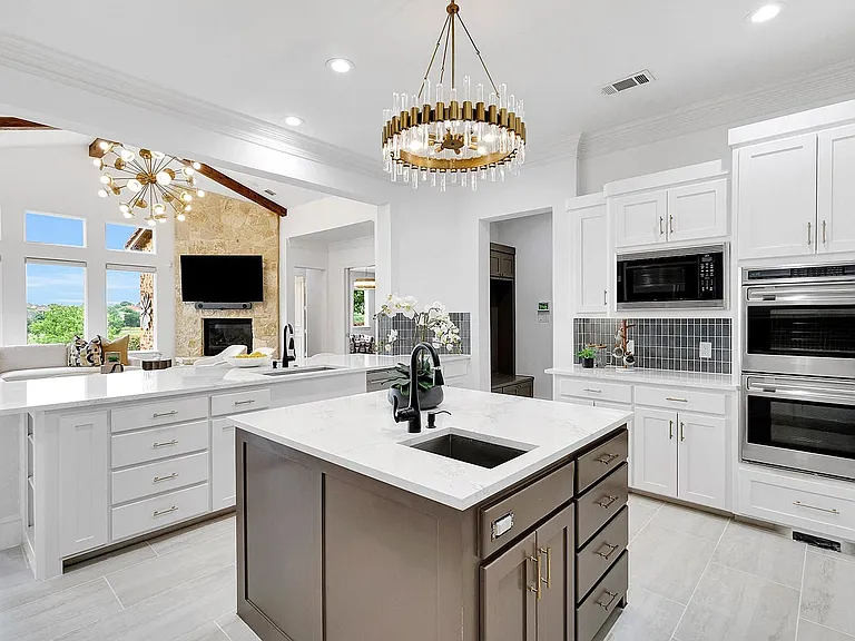 2417 Hollow Hill Ln — Photo 11