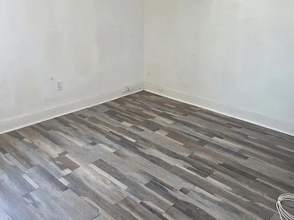 472 S 3rd Ave #2