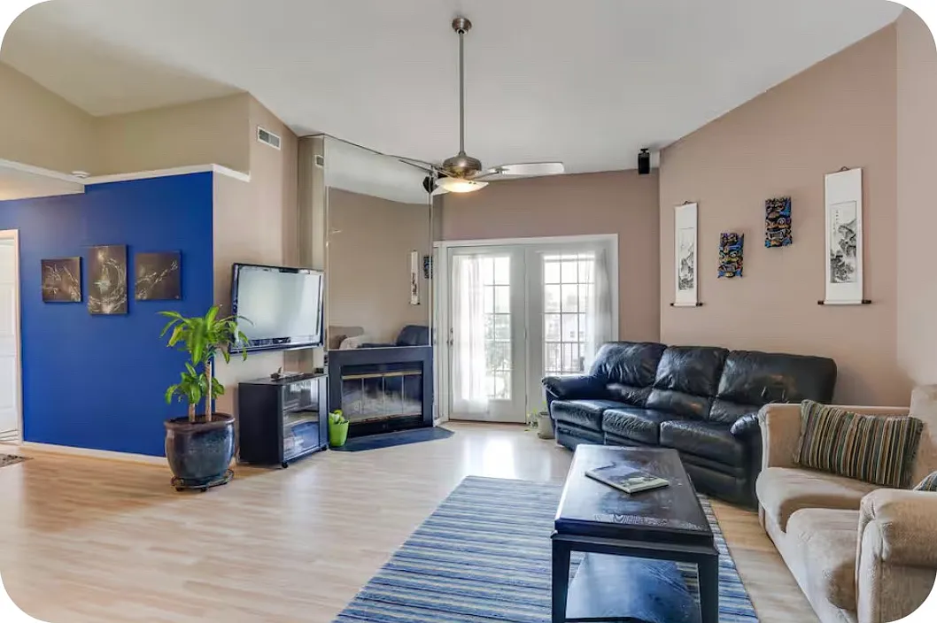 2 bed, 1294 sqft, $2,495 — Photo 3