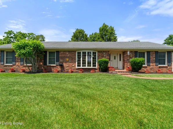 3205 Knob St, Shelbyville, KY 40065