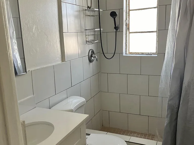 3617 E Lee St — Photo 20