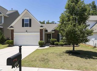 202 Knoll Ridge Dr, Greer, SC 29650