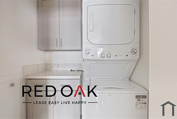 1st image of 1023 N Hayworth Ave APT 4
