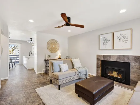 7322 Mockingbird Lane, Middleton, WI 53562