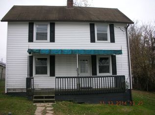 10 E Smithfield St, Mount Pleasant, PA 15666