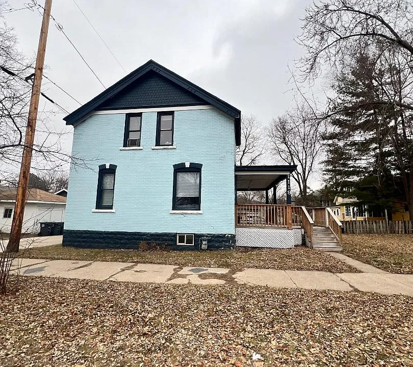 1119 14th St S