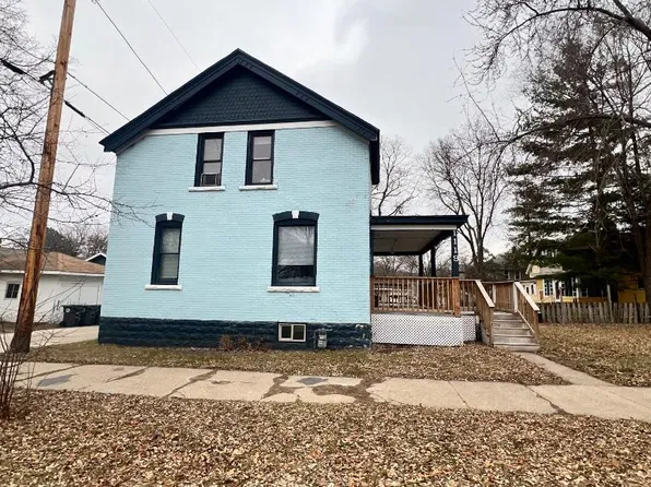 1119 14th St S, La Crosse, WI 54601