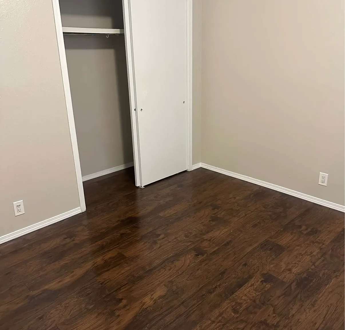 2 bed, 3220 sqft, $1,250 — Photo 3