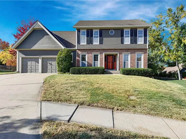 11512 Conser St, Overland Park, KS 66210