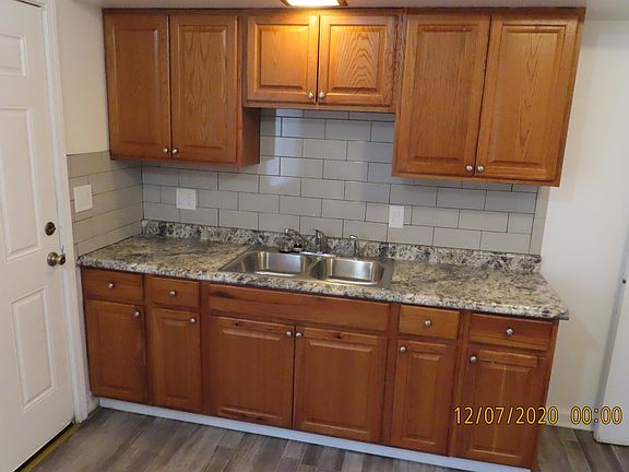 4th image of 905 N Meadows Ct