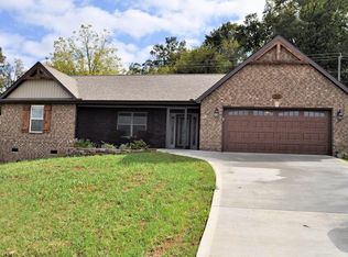 2121 Bryson Ct, Sevierville, TN 37876