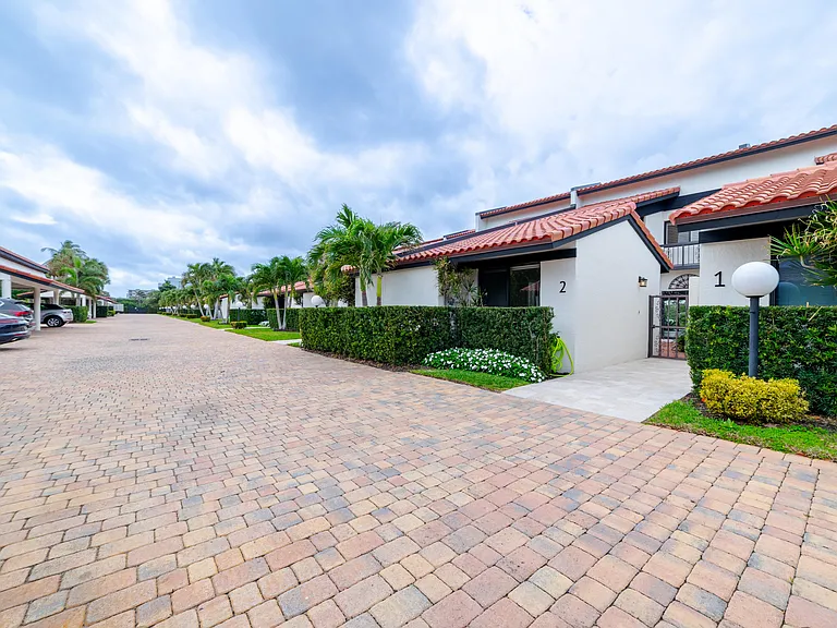 3474 S Ocean Blvd #2 — Photo 4