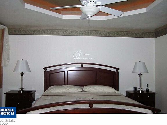 Master Suite w/lite tray