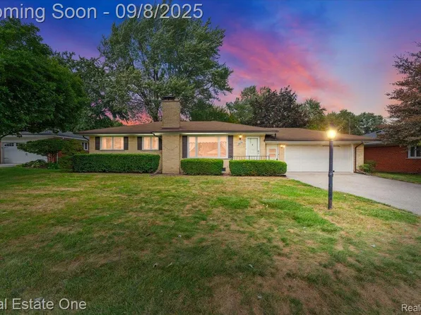 24440 Melody Ln, Taylor, MI 48180