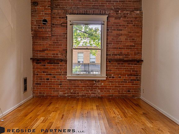 4th image of 5443 Ballard Ave NW APT 201