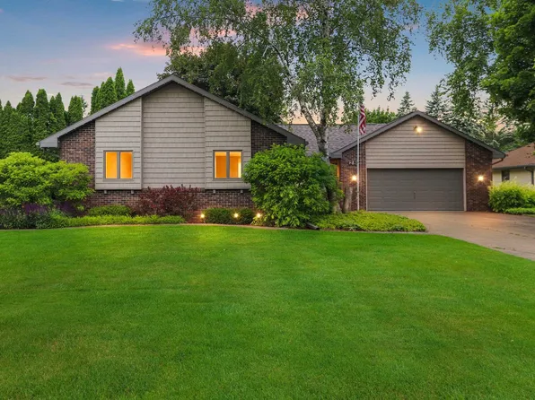 28 Greves Ct, Appleton, WI 54914