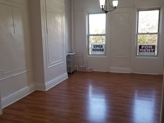 3rd image of 498 Prospect Ave #2