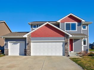 1835 SE Waddell Way, Waukee, IA 50263