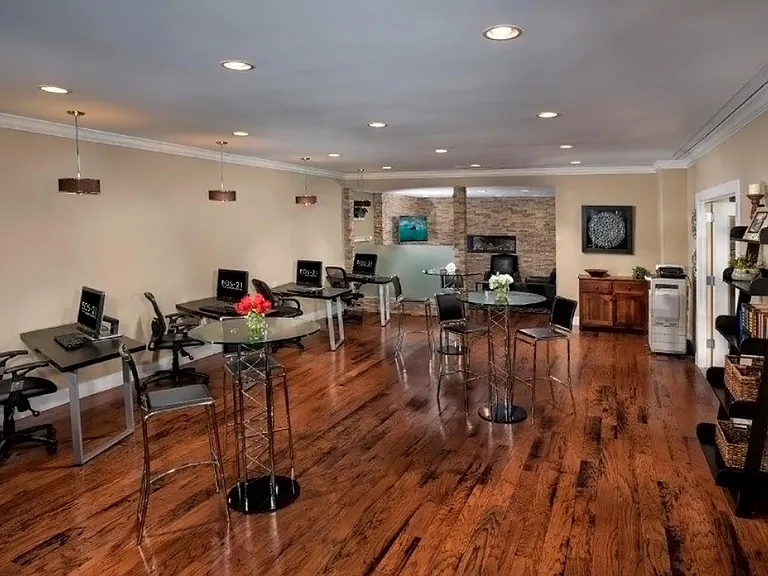 75 S Reynolds St #G419 — Photo 9