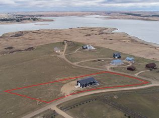 1205 50b Ave NW, Garrison, ND 58540