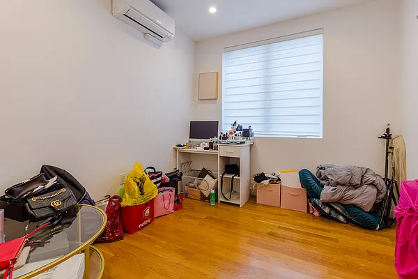 Rented by E House Realty & Management Inc. | media 18