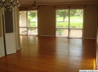 1823 Mission Rd, Vestavia Hills, AL 35216