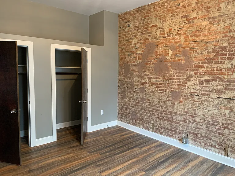 6855 Penn Ave #1 — Photo 11