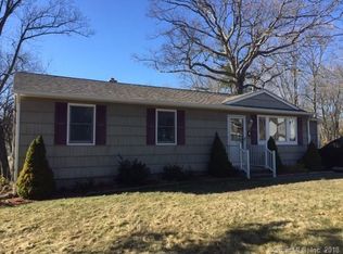 4 Bird Ln, Milford, CT 06460