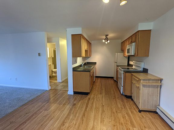 4th image of 704 Idlewood Blvd #704