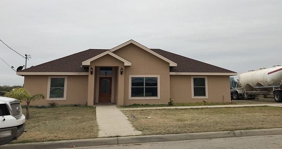 1st image of 3831 Doe Ln