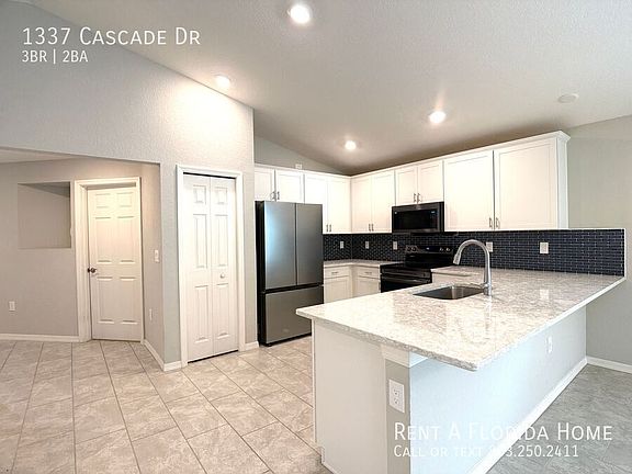 4th image of 1337 Cascade Dr