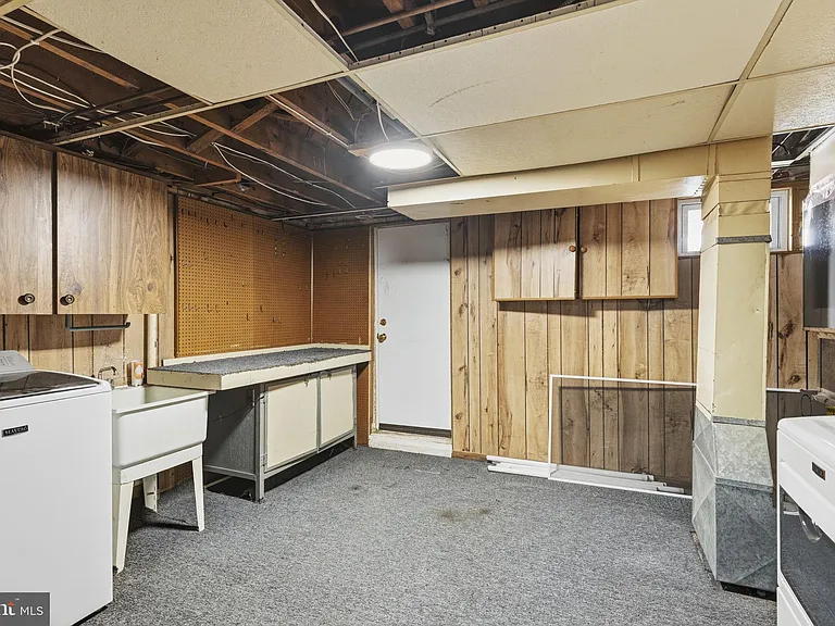 7124 Gough St — Photo 22