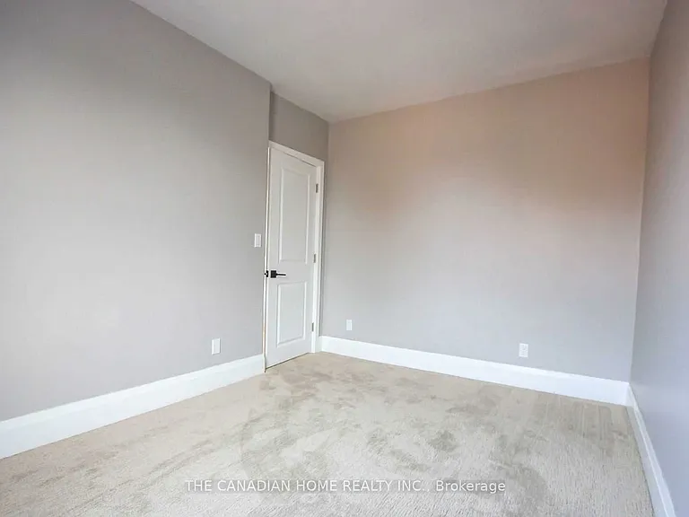 58 Burton St — Photo 14
