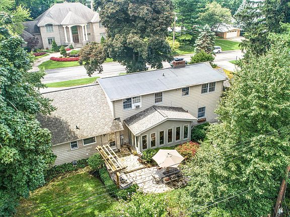 2nd image of 457 Brecado Ct