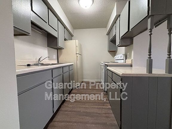 3rd image of 1602 Brookside Dr Unit 332