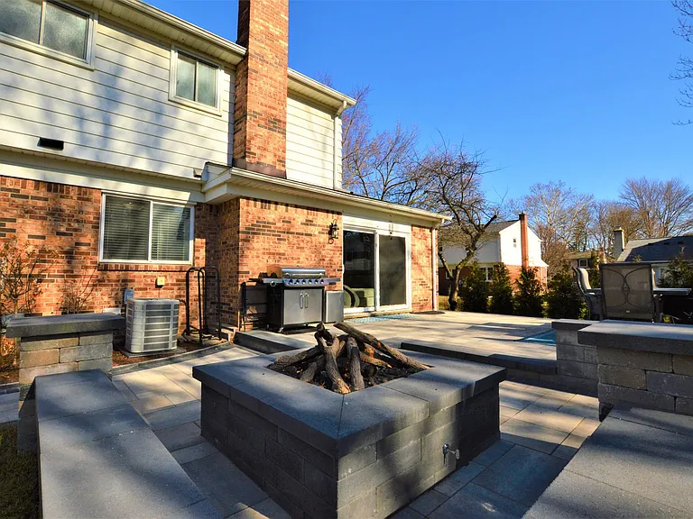 42215 Ladywood Dr — Photo 8