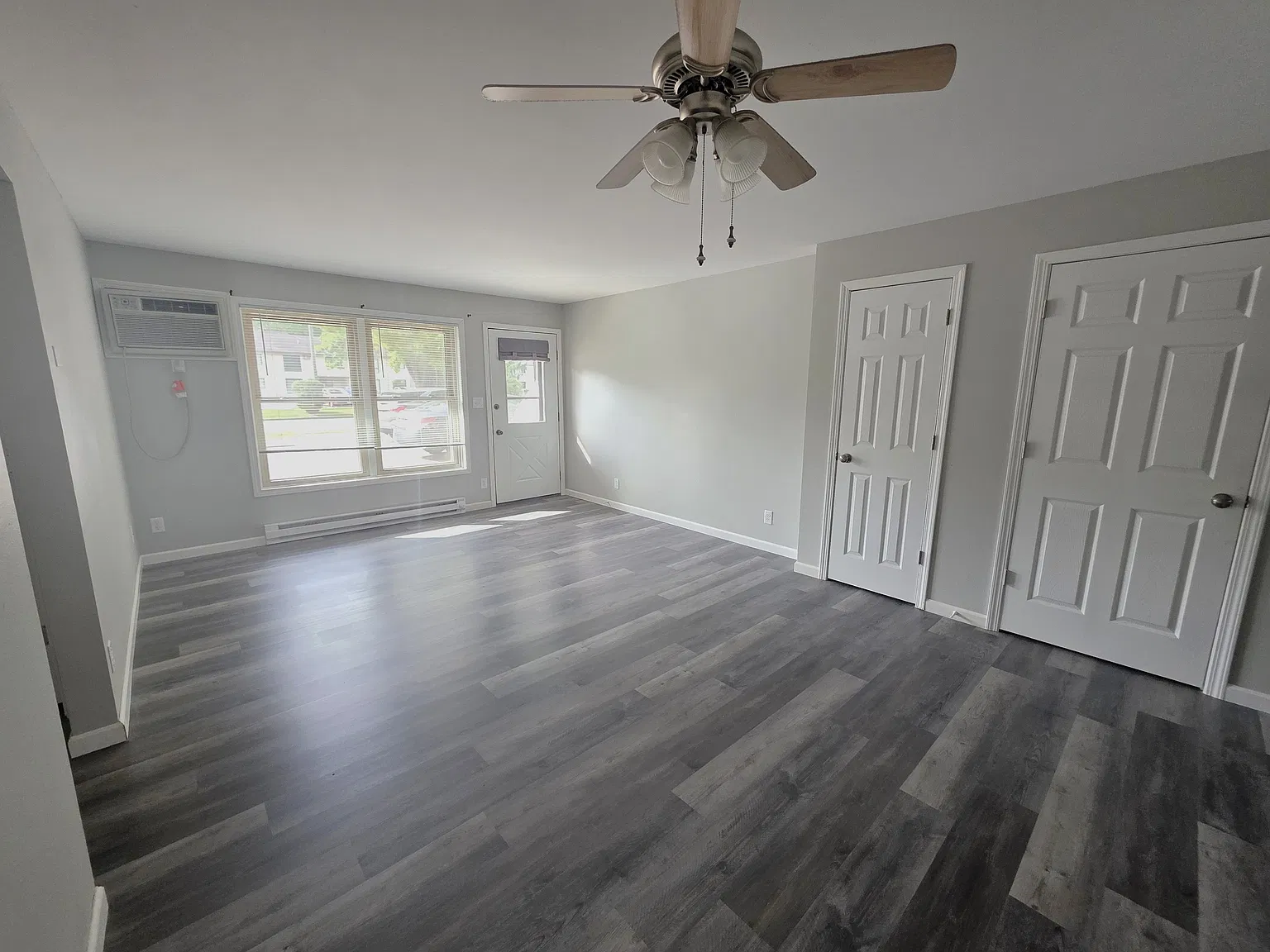 2 bed, 750 sqft, $1,250 — Photo 3