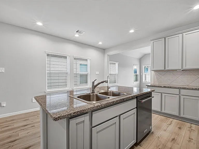 9254 Sea Garden St — Photo 11